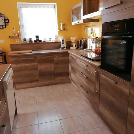 En Bois Recente Avec Jardin, Wifi A 800m Du Centre De - Ref 668 Villa Trebeurden